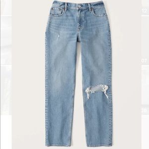 Curve Love Low Rise 90s Straight Jean